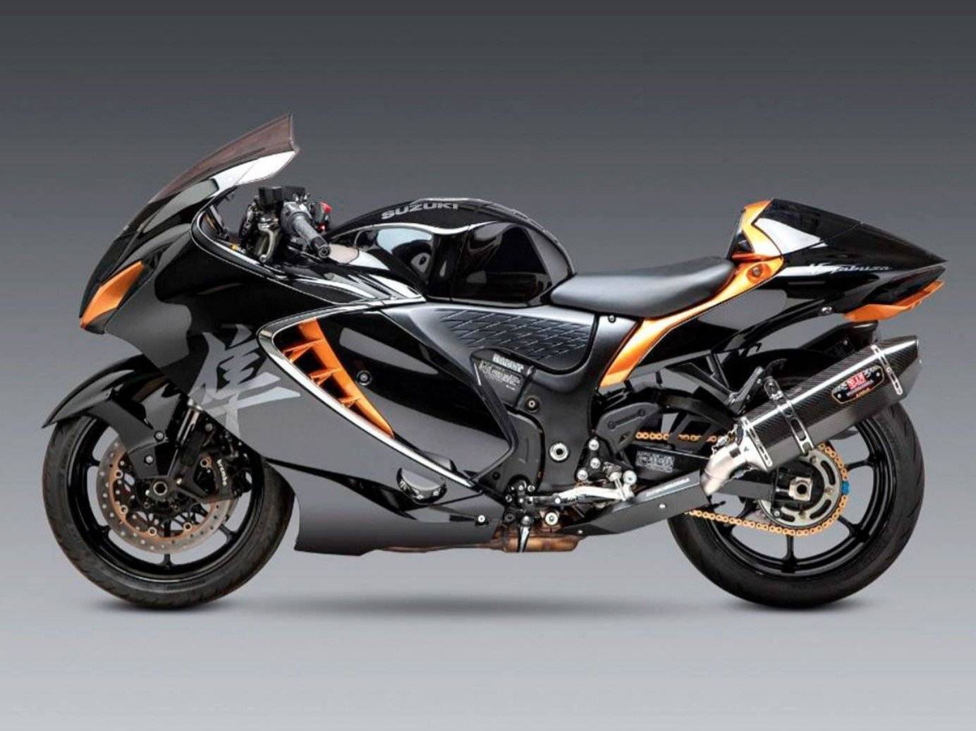 1121120220 Suzuki Busa 21 2